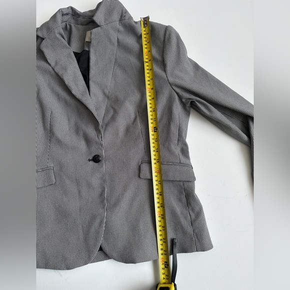 Lila Rose - Fine Houndstooth Blazer - Black & White - Size Large - Picture 7 of 9